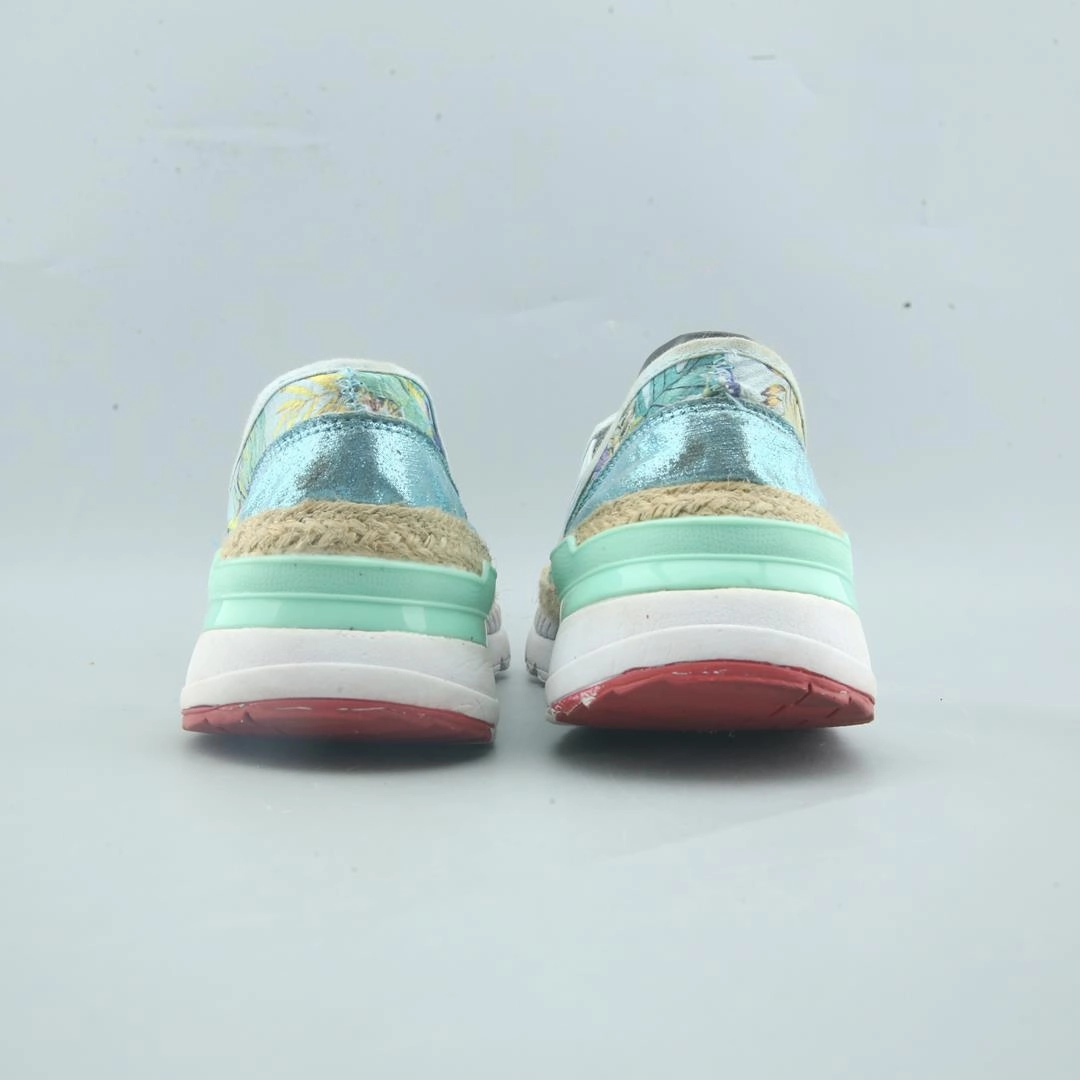 AMERICAN BRAND . simple casual shoe pictures