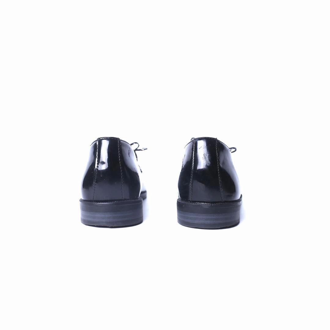 AMERICAN BRAND . simple casual shoe pictures