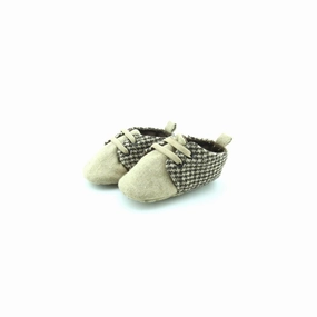 AMERICAN BRAND . American versatile shoes