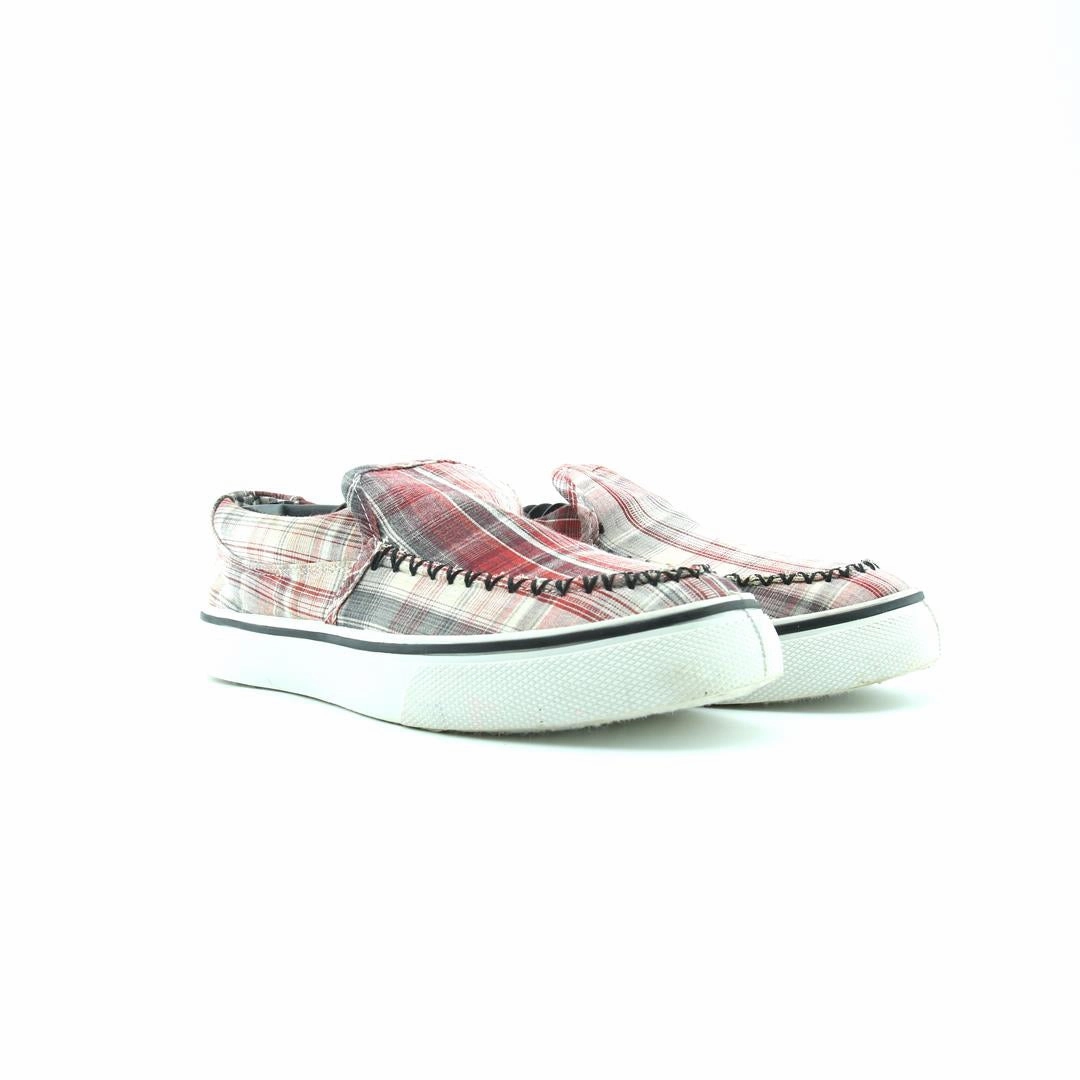 AMERICAN BRAND . simple casual shoe pictures
