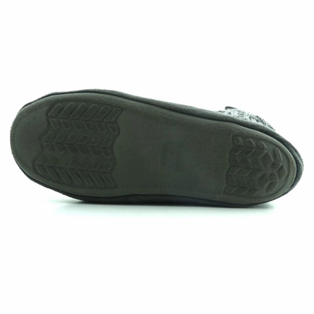 AMERICAN BRAND . simple casual shoe pictures
