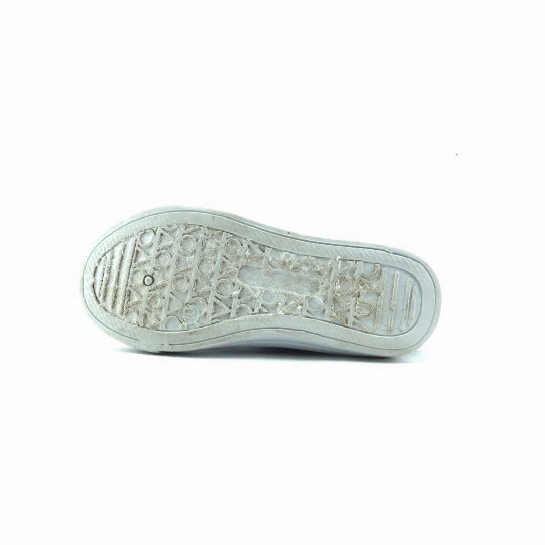 AMERICAN BRAND . simple casual shoe pictures