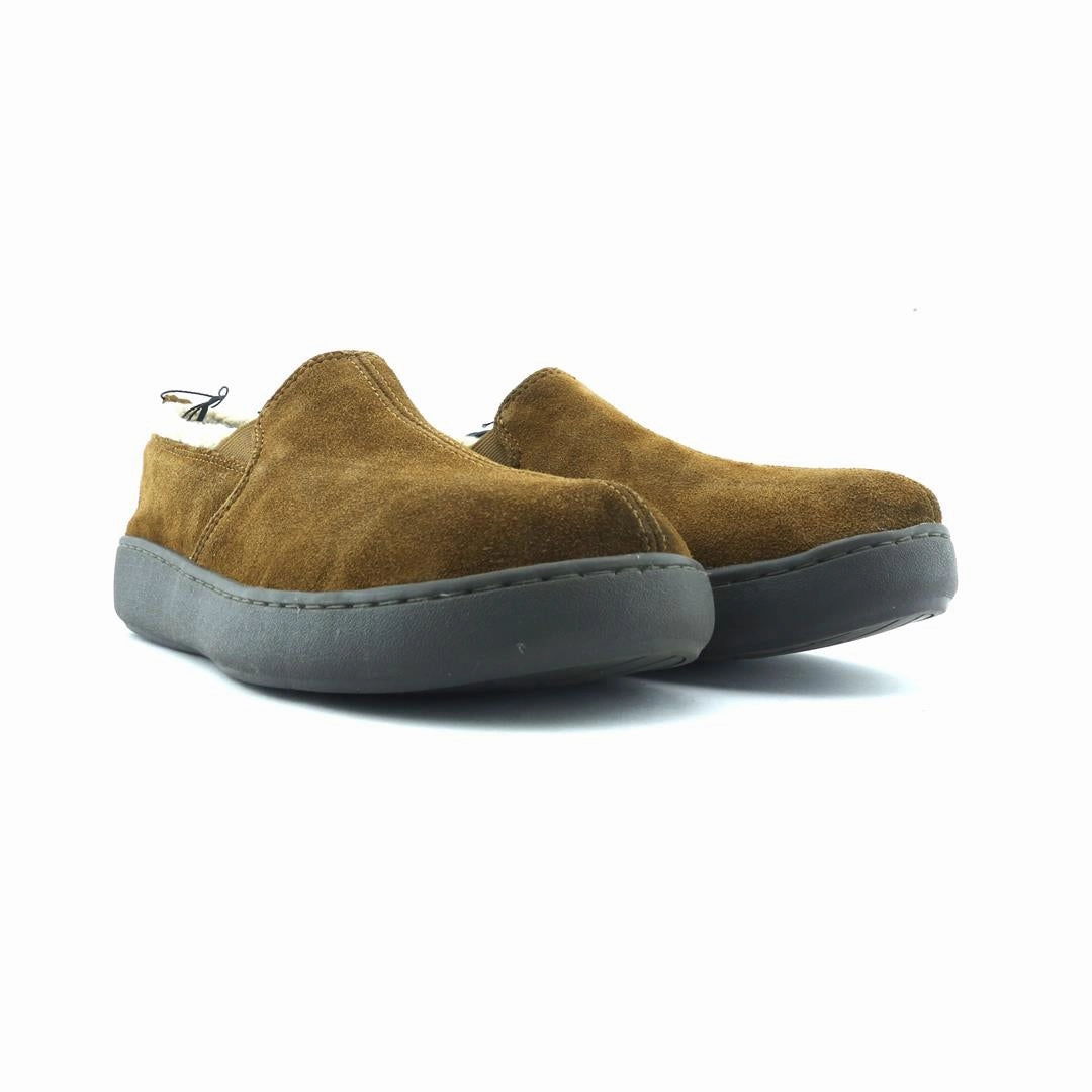 AMERICAN BRAND . simple casual shoe pictures