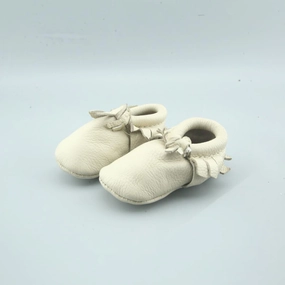 AMERICAN BRAND . American versatile shoes