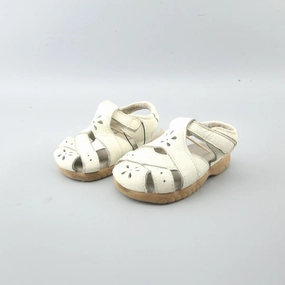 AMERICAN BRAND . American versatile shoes