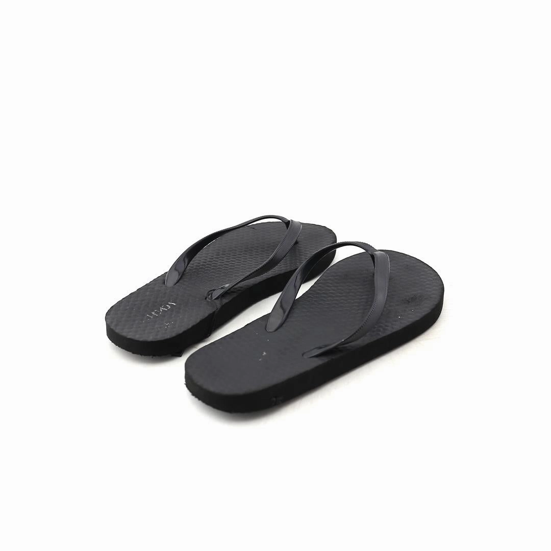 AMERICAN BRAND . simple casual shoe pictures