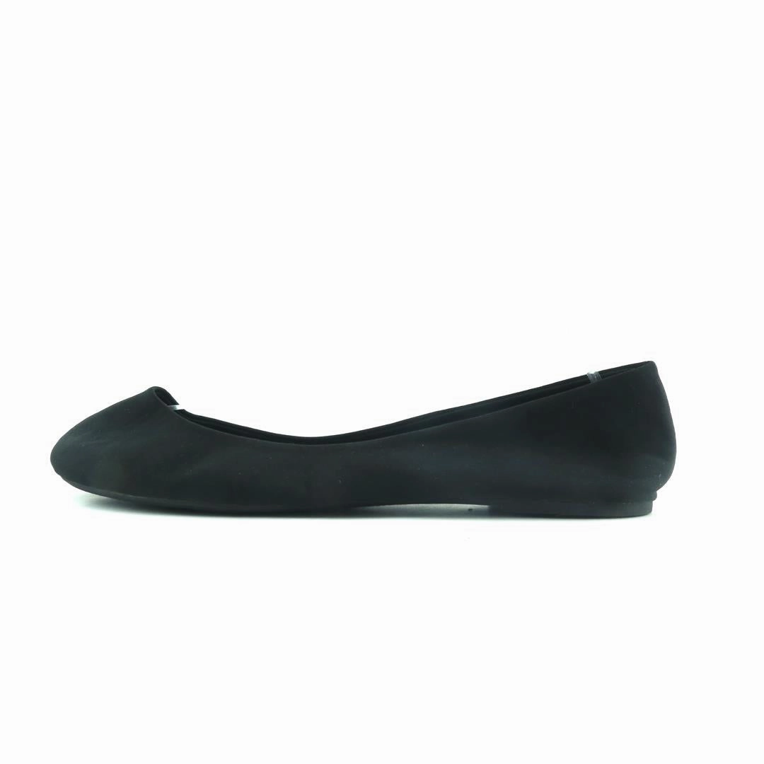 AMERICAN BRAND . simple casual shoe pictures