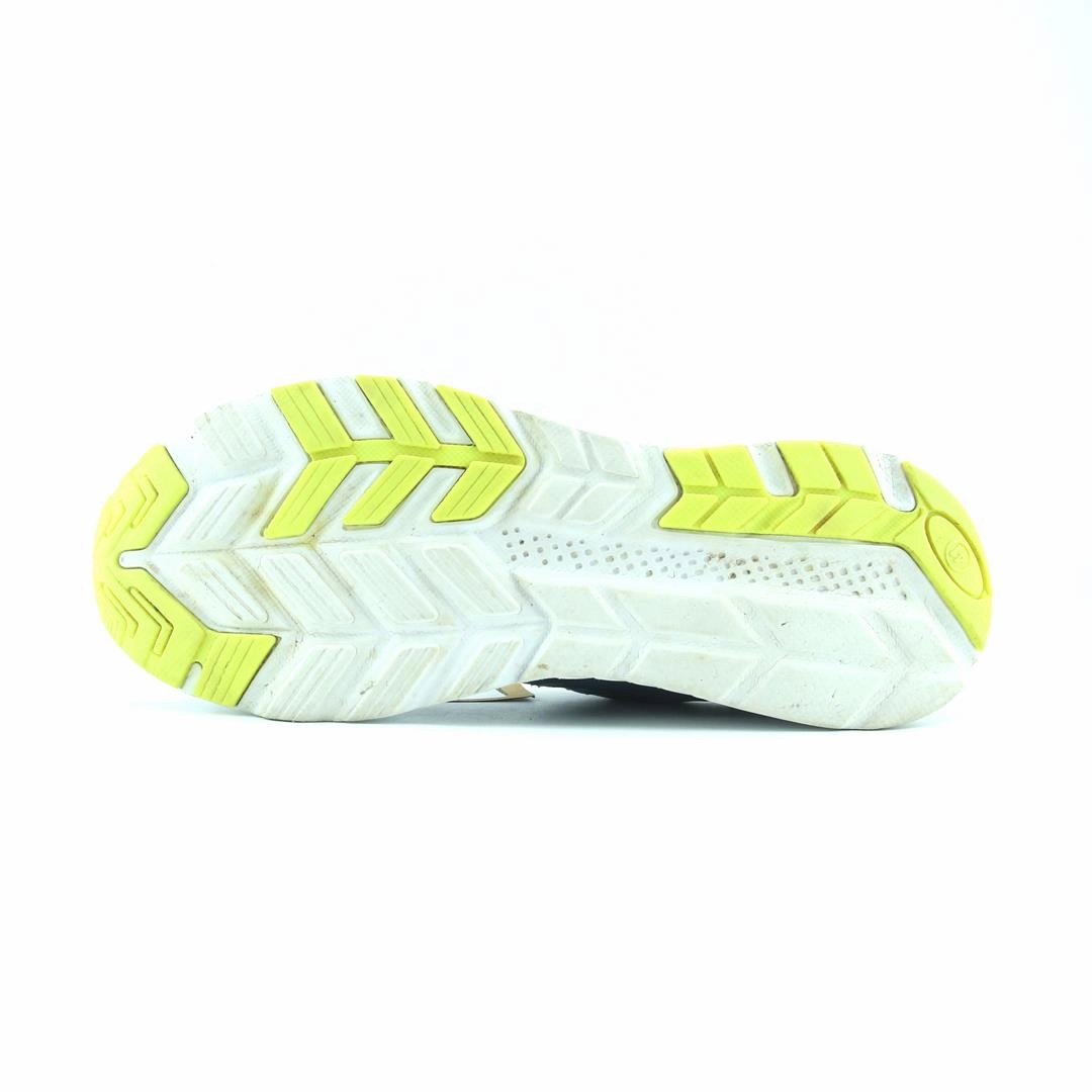 AMERICAN BRAND . simple casual shoe pictures