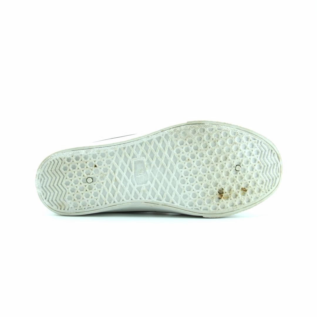 AMERICAN BRAND . simple casual shoe pictures