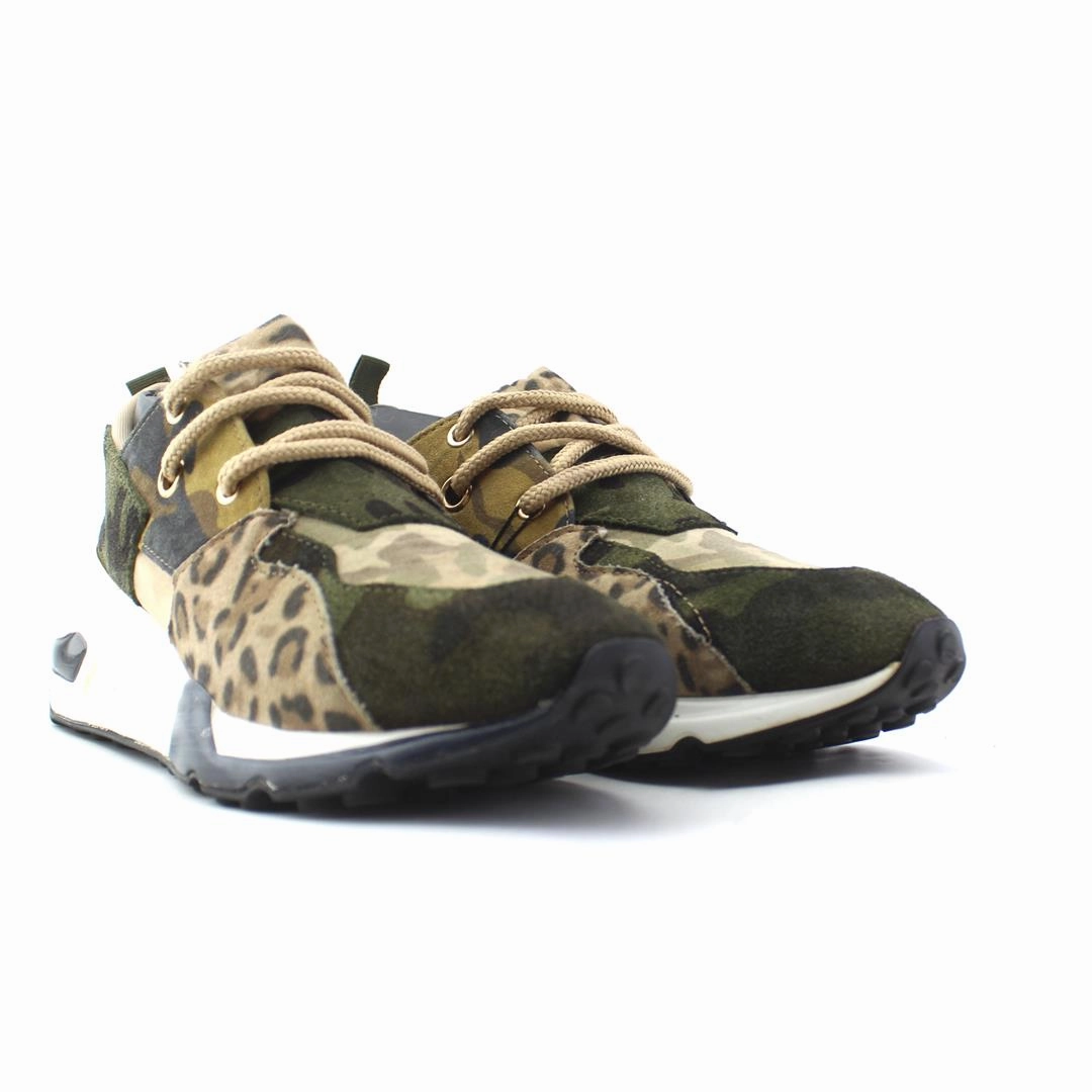 AMERICAN BRAND . simple casual shoe pictures