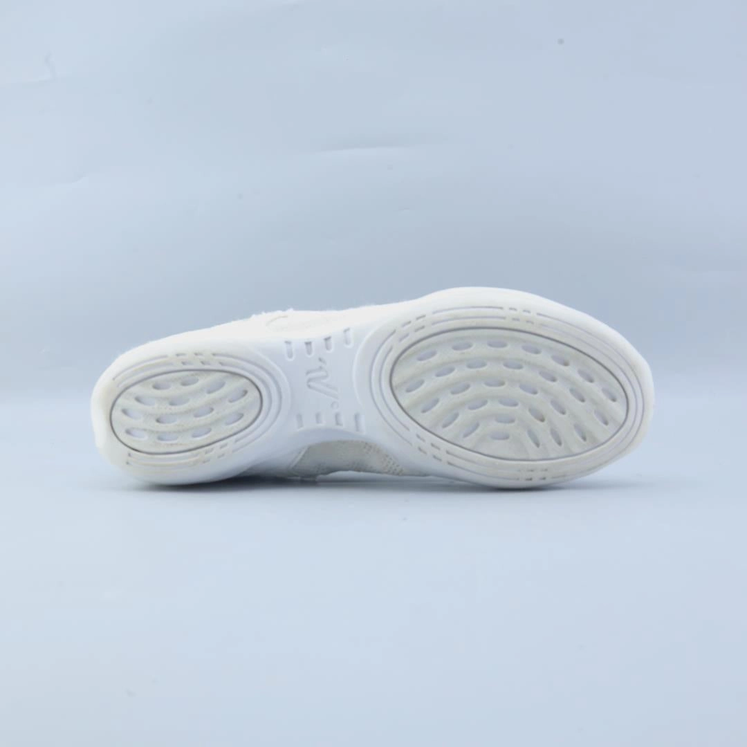 AMERICAN BRAND . simple casual shoe pictures