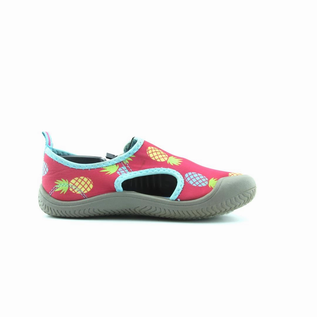 AMERICAN BRAND . simple casual shoe pictures
