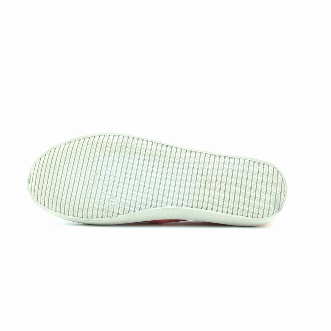 AMERICAN BRAND . simple casual shoe pictures