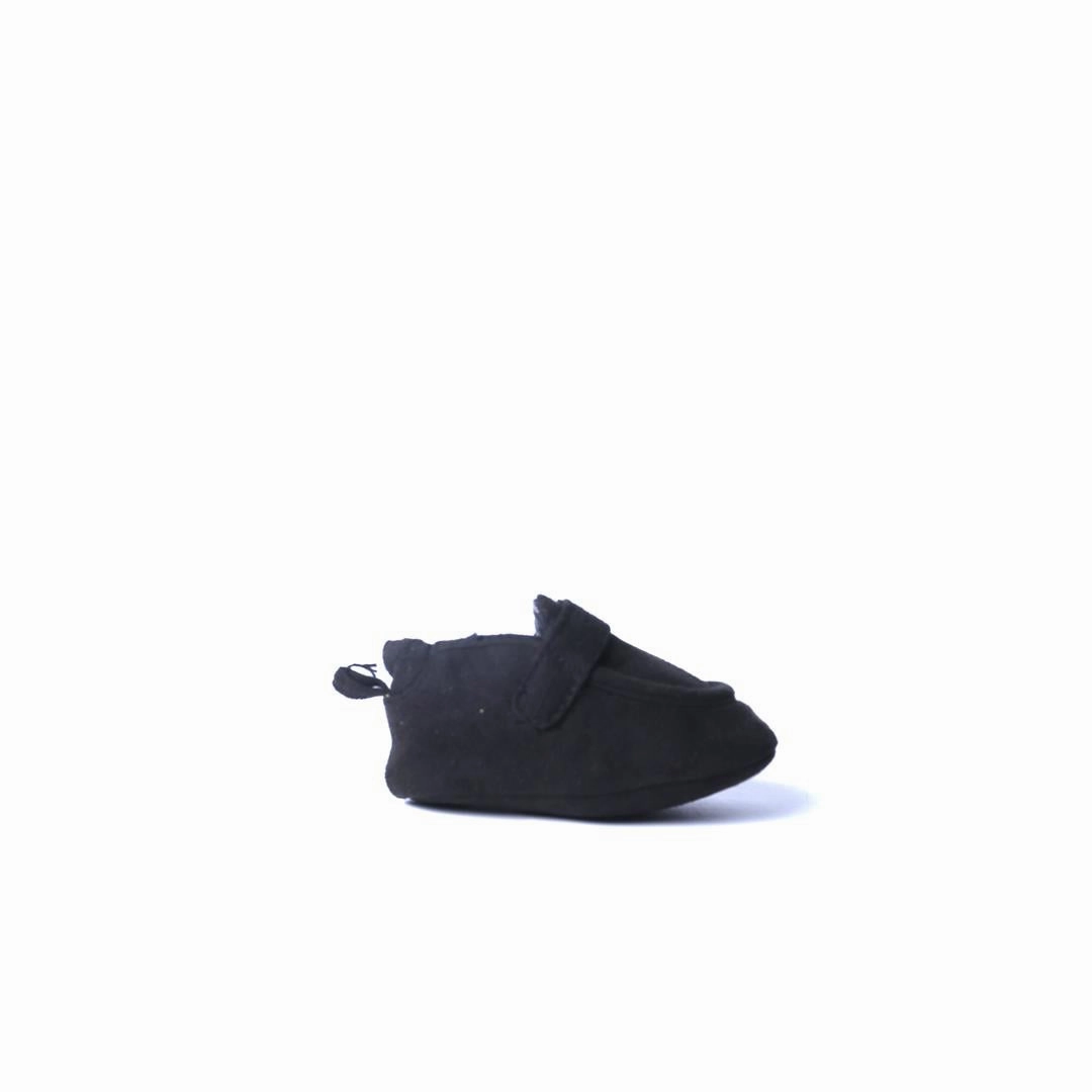 AMERICAN BRAND . simple casual shoe pictures