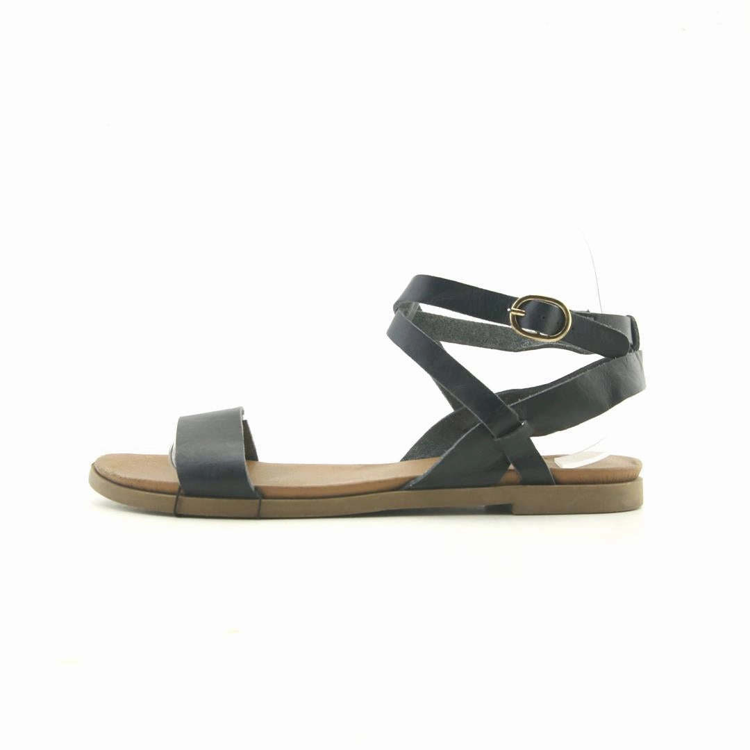 AMERICAN BRAND . simple casual shoe pictures