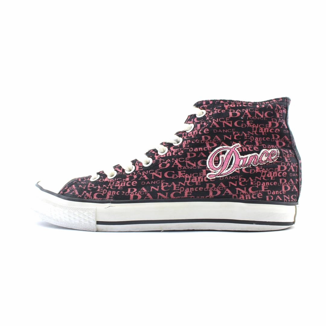 AMERICAN BRAND . American versatile shoes