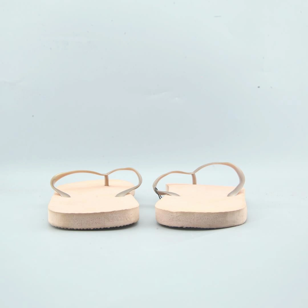 AMERICAN BRAND . simple casual shoe pictures