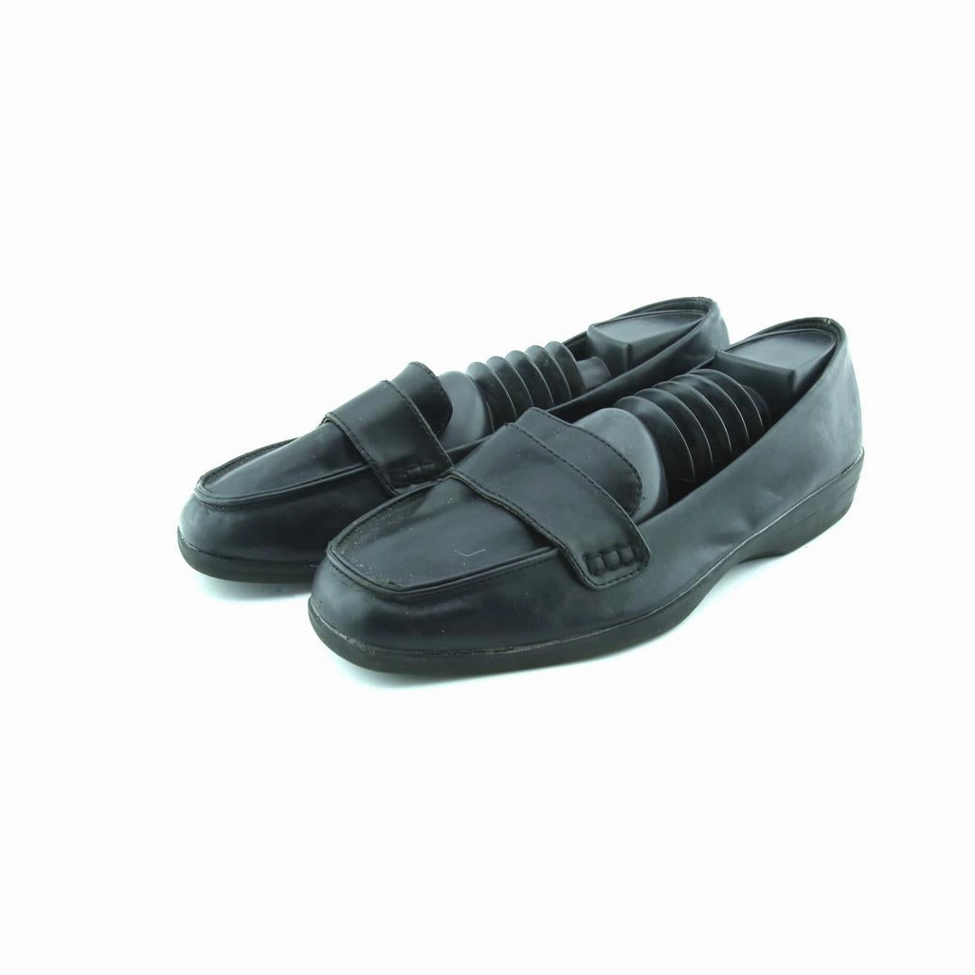 AMERICAN BRAND . American versatile shoes