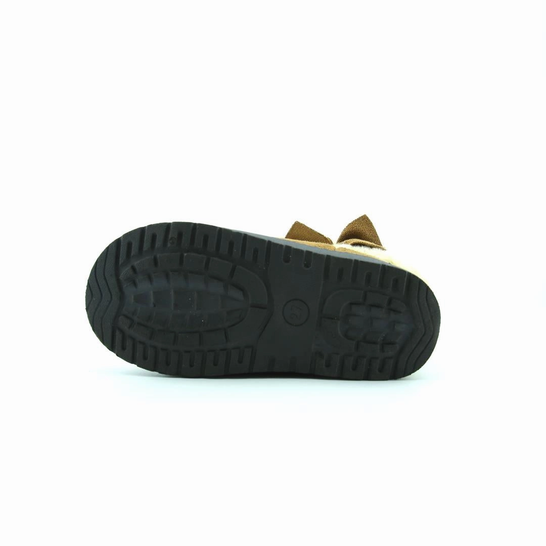 AMERICAN BRAND . simple casual shoe pictures