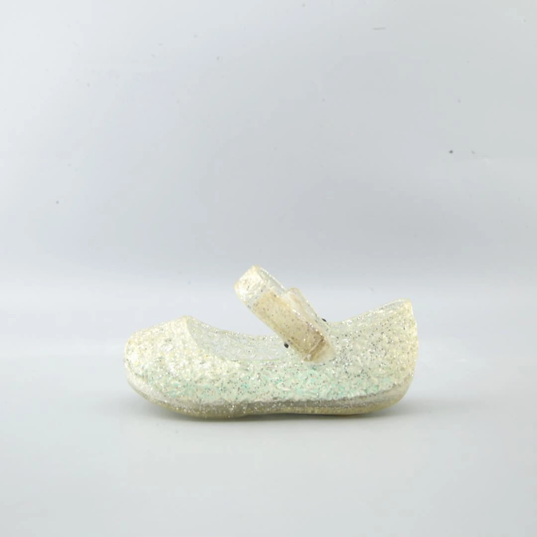 AMERICAN BRAND . simple casual shoe pictures