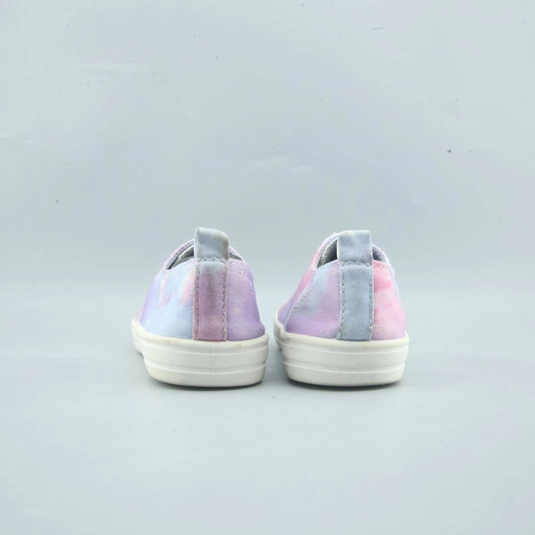 AMERICAN BRAND . simple casual shoe pictures
