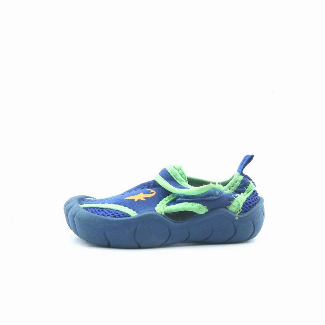 AMERICAN BRAND . simple casual shoe pictures