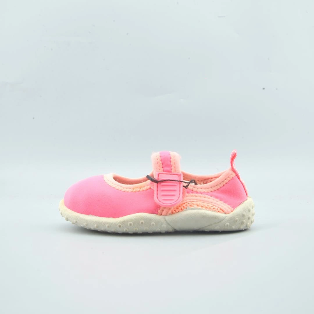 AMERICAN BRAND . simple casual shoe pictures