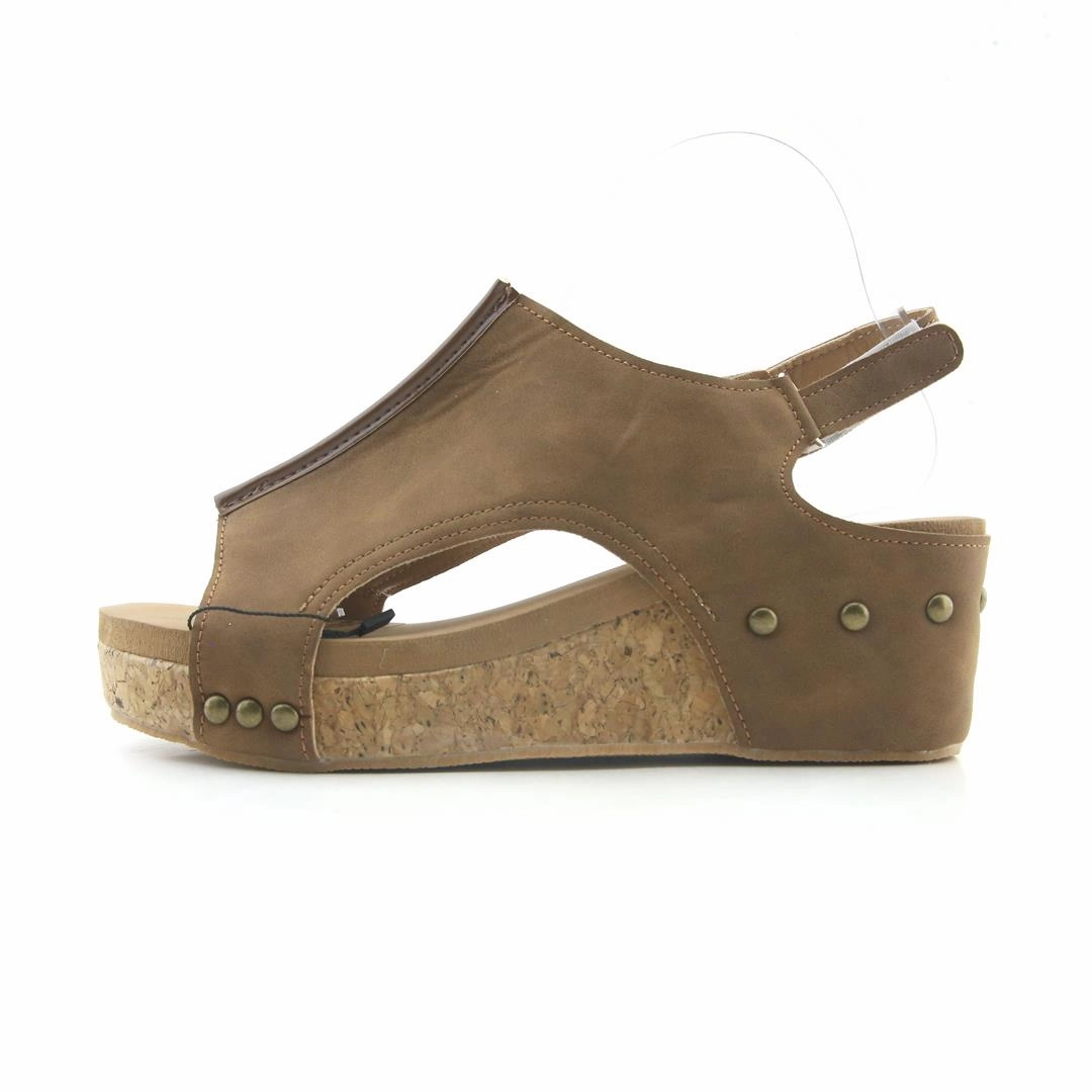 AMERICAN BRAND . simple casual shoe pictures