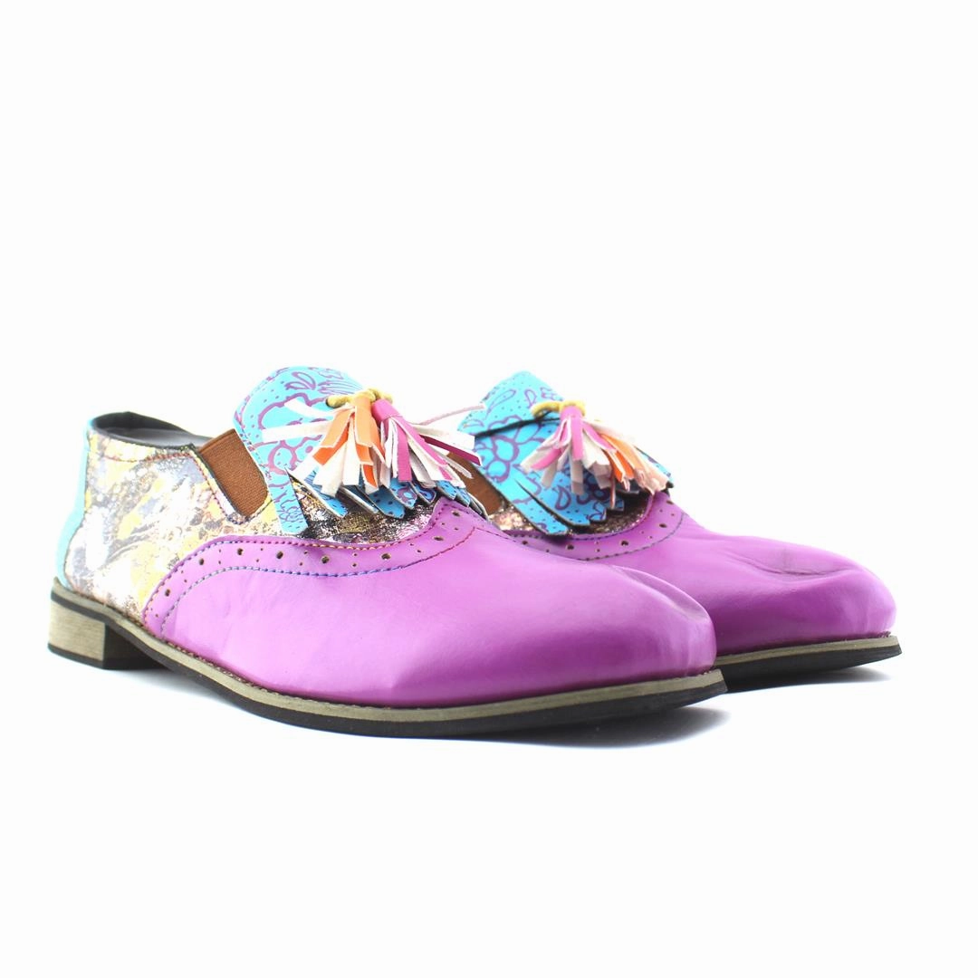 AMERICAN BRAND . simple casual shoe pictures
