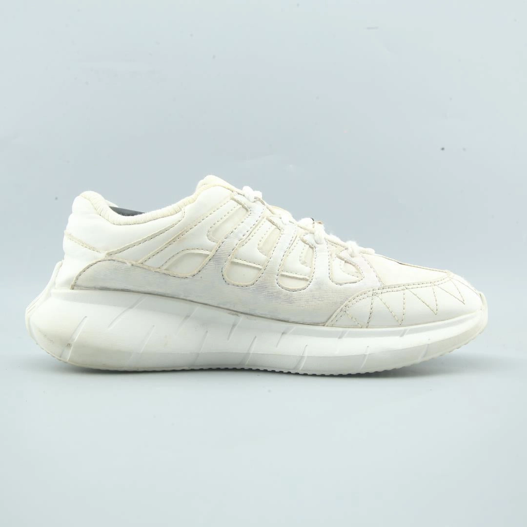 AMERICAN BRAND . simple casual shoe pictures