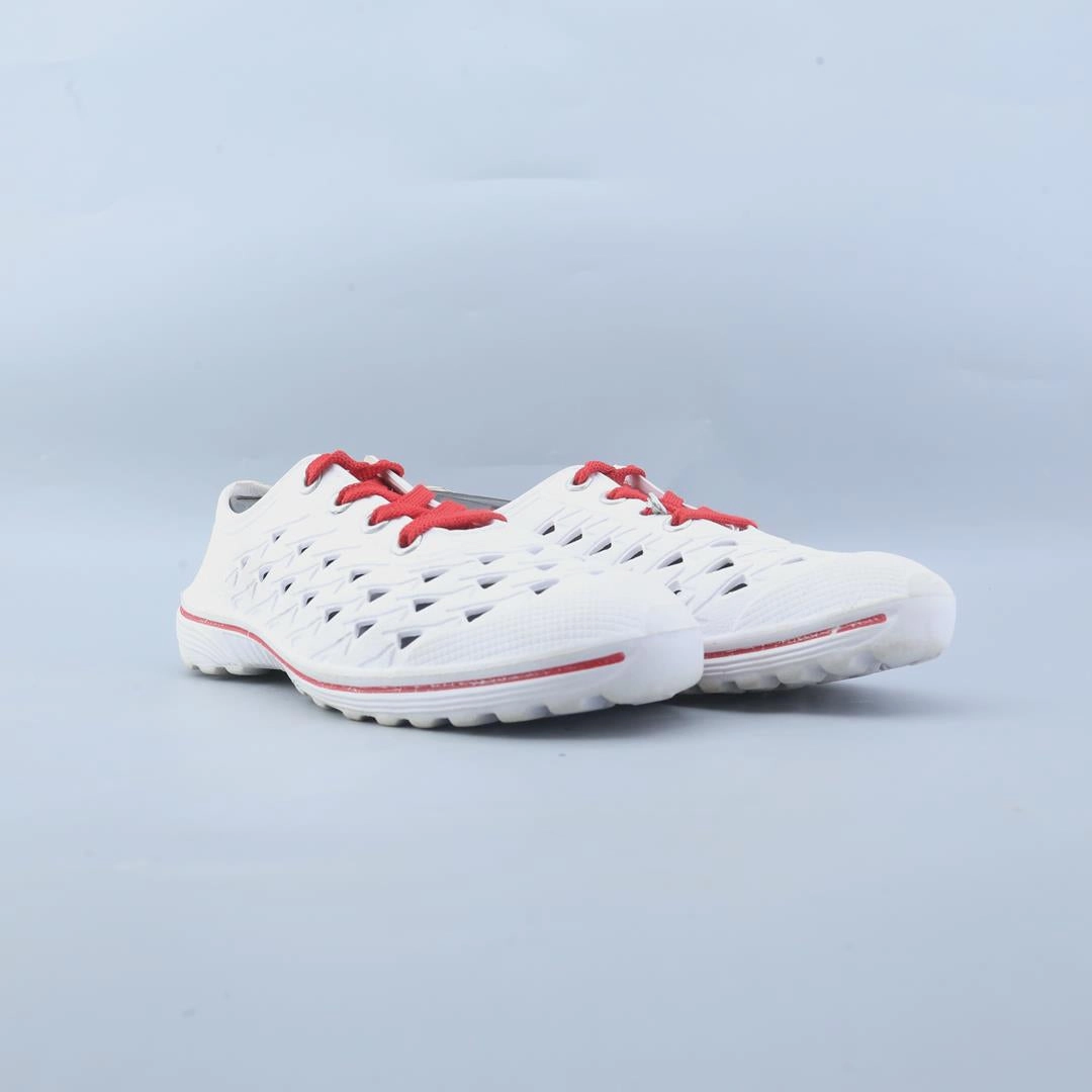 AMERICAN BRAND . simple casual shoe pictures