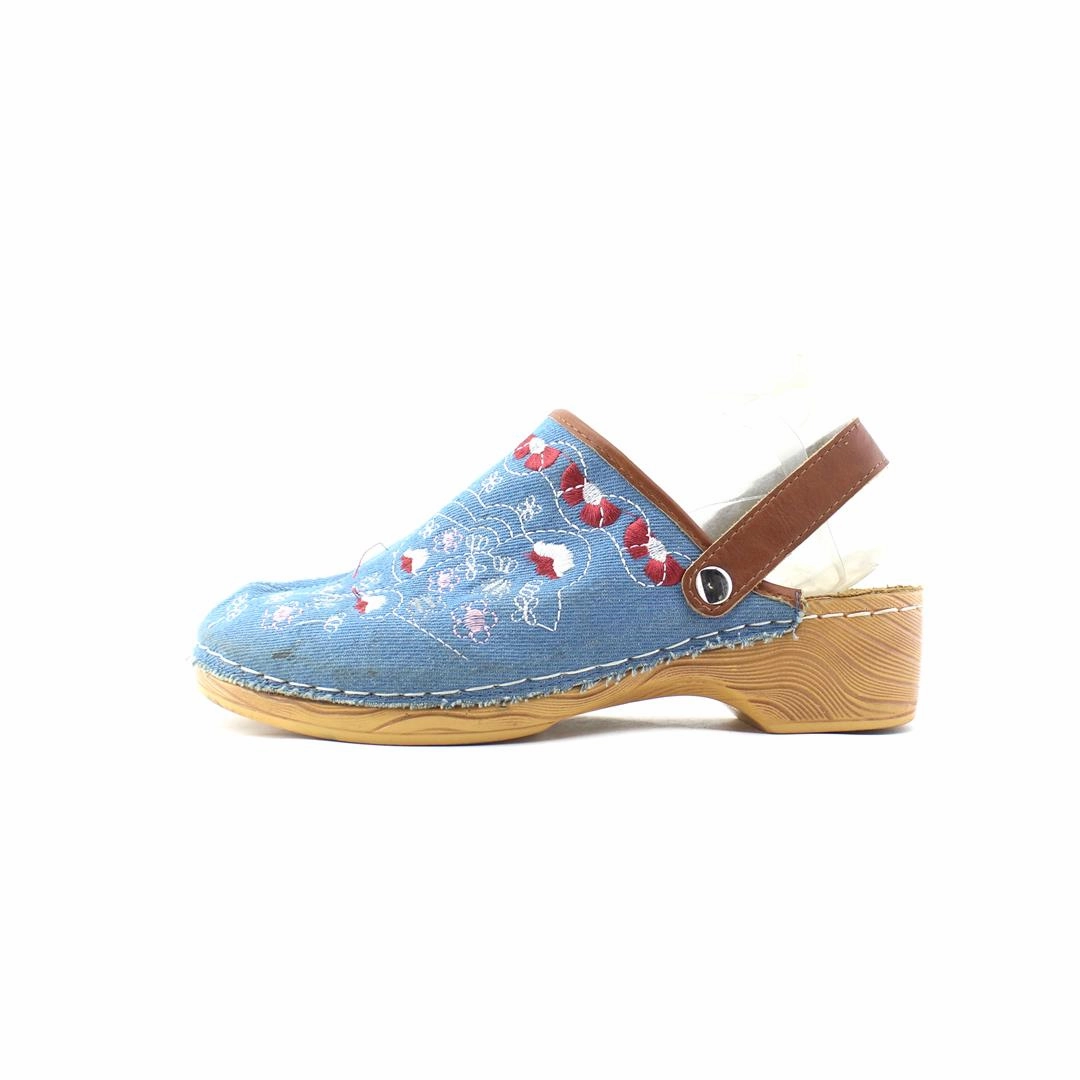 AMERICAN BRAND . simple casual shoe pictures