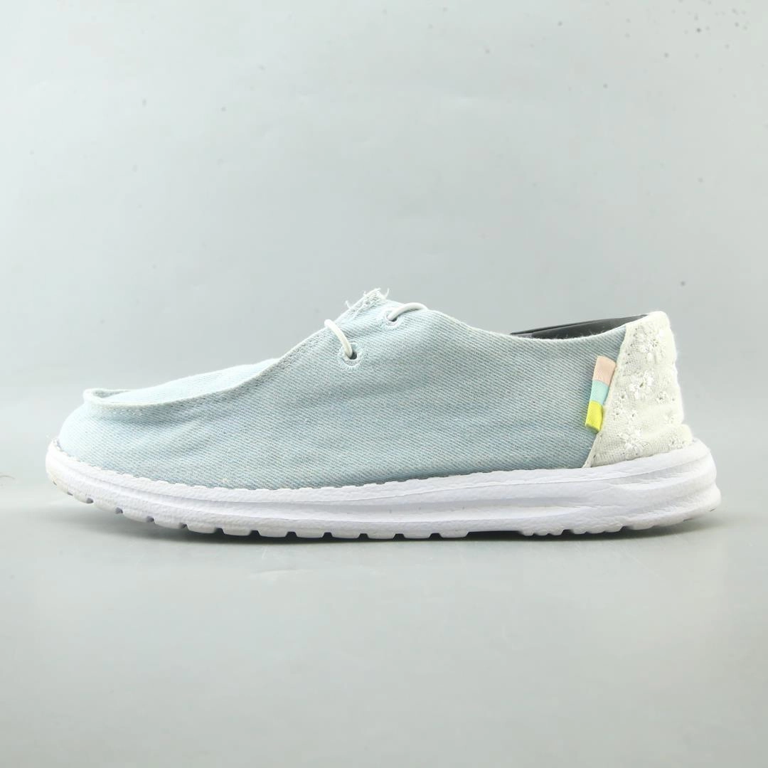 AMERICAN BRAND . American versatile shoes
