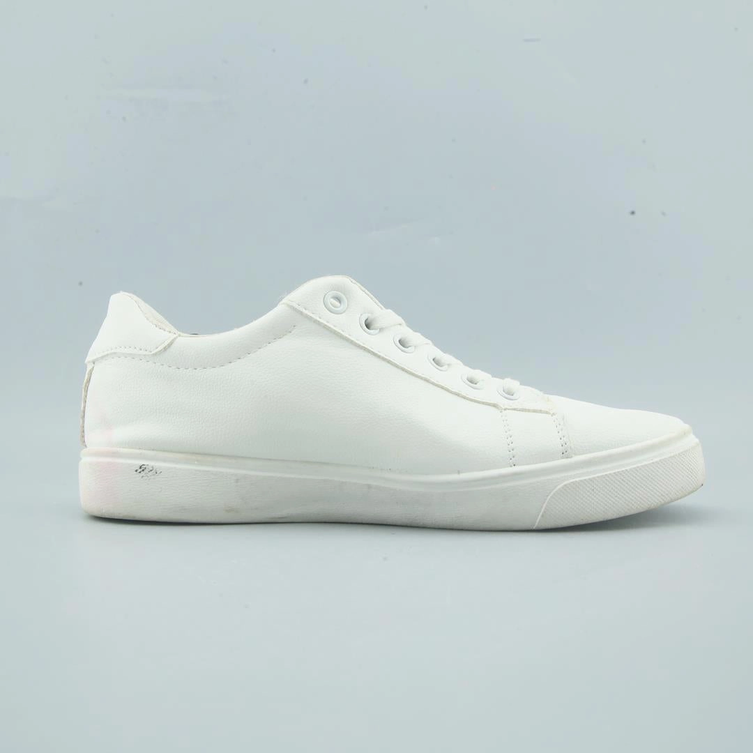 AMERICAN BRAND . simple casual shoe pictures