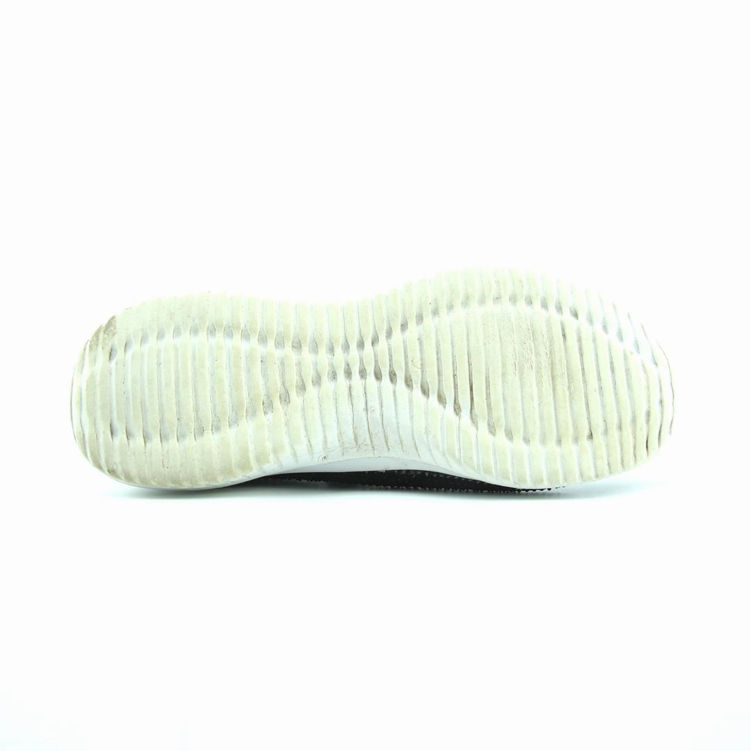 AMERICAN BRAND . simple casual shoe pictures