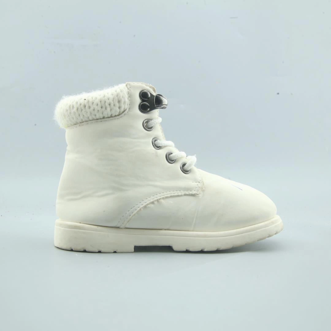 AMERICAN BRAND . simple casual shoe pictures