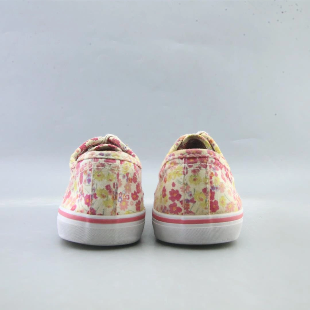 AMERICAN BRAND . stylish walking shoe photos
