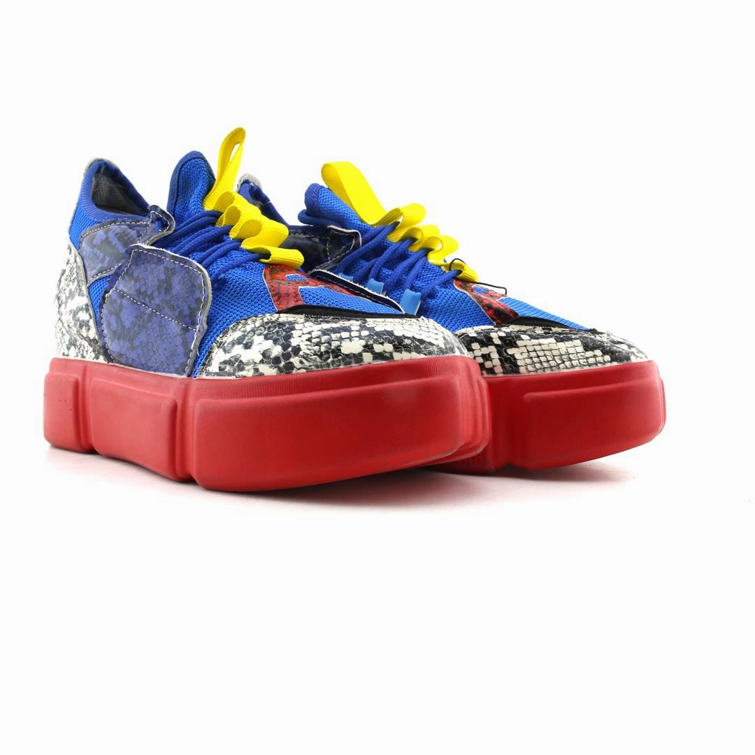 AMERICAN BRAND . stylish walking shoe photos