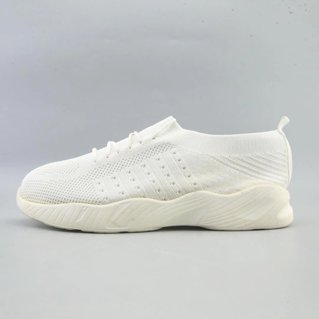 AMERICAN BRAND . American everyday footwear