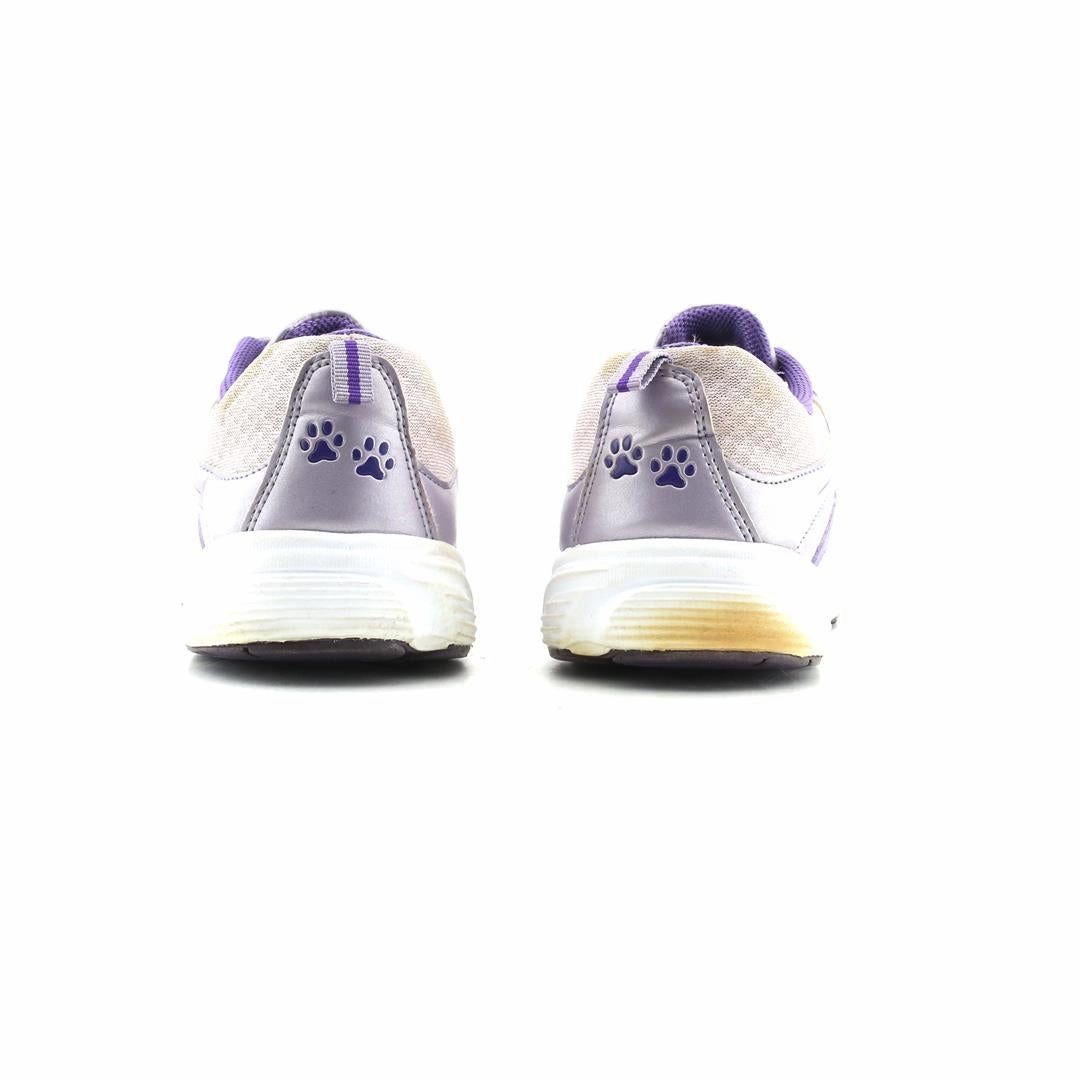 AMERICAN BRAND . stylish walking shoe photos