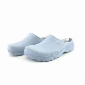 AMERICAN BRAND . American everyday footwear
