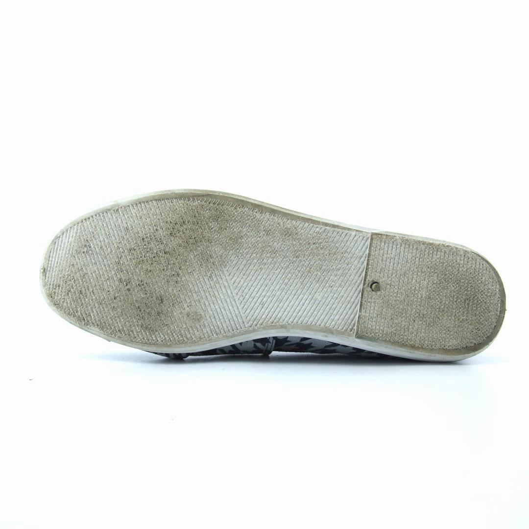 AMERICAN BRAND . stylish walking shoe photos