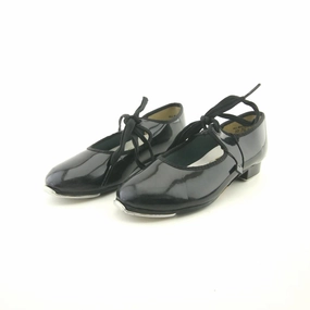 AMERICAN BRAND . American everyday footwear