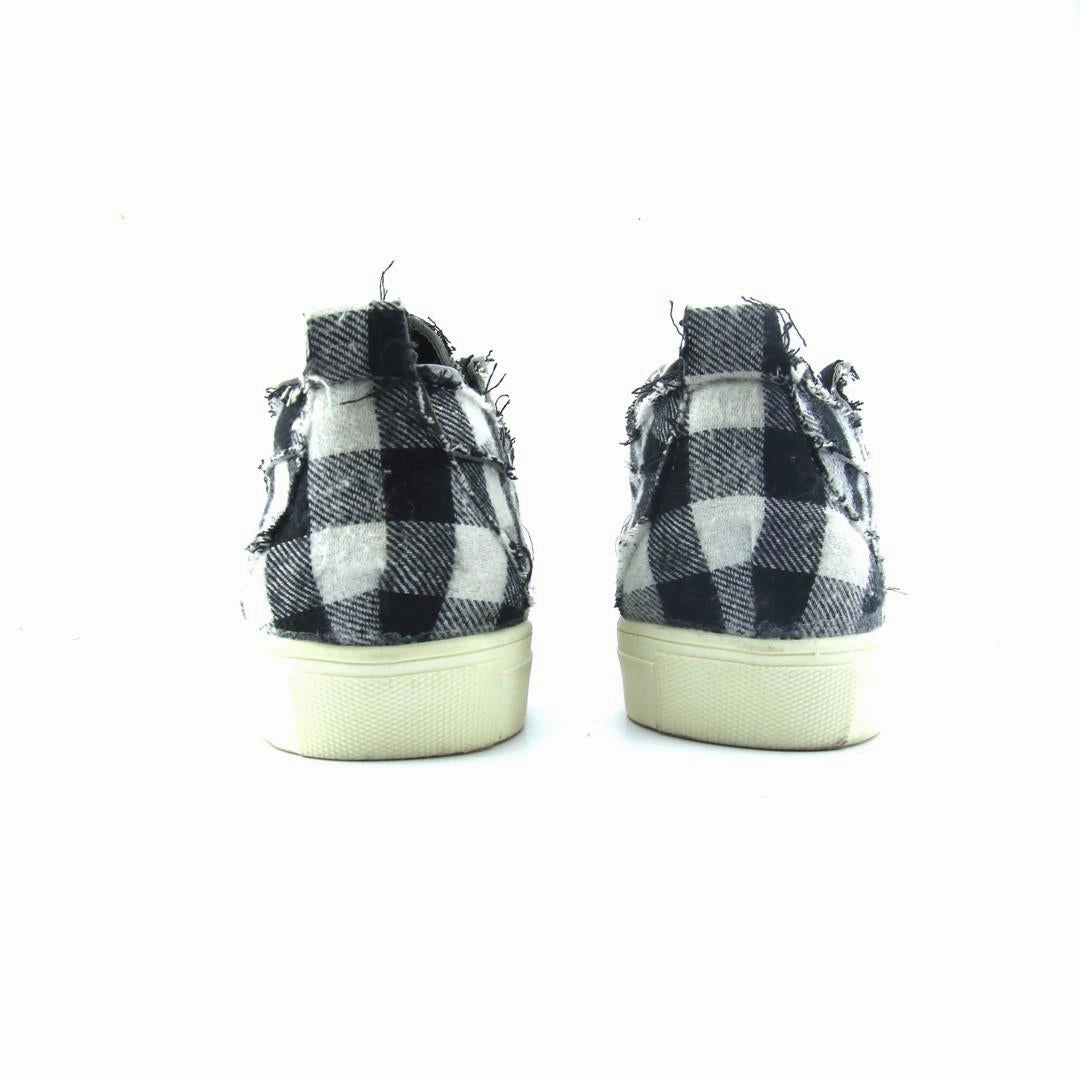 AMERICAN BRAND . stylish walking shoe photos