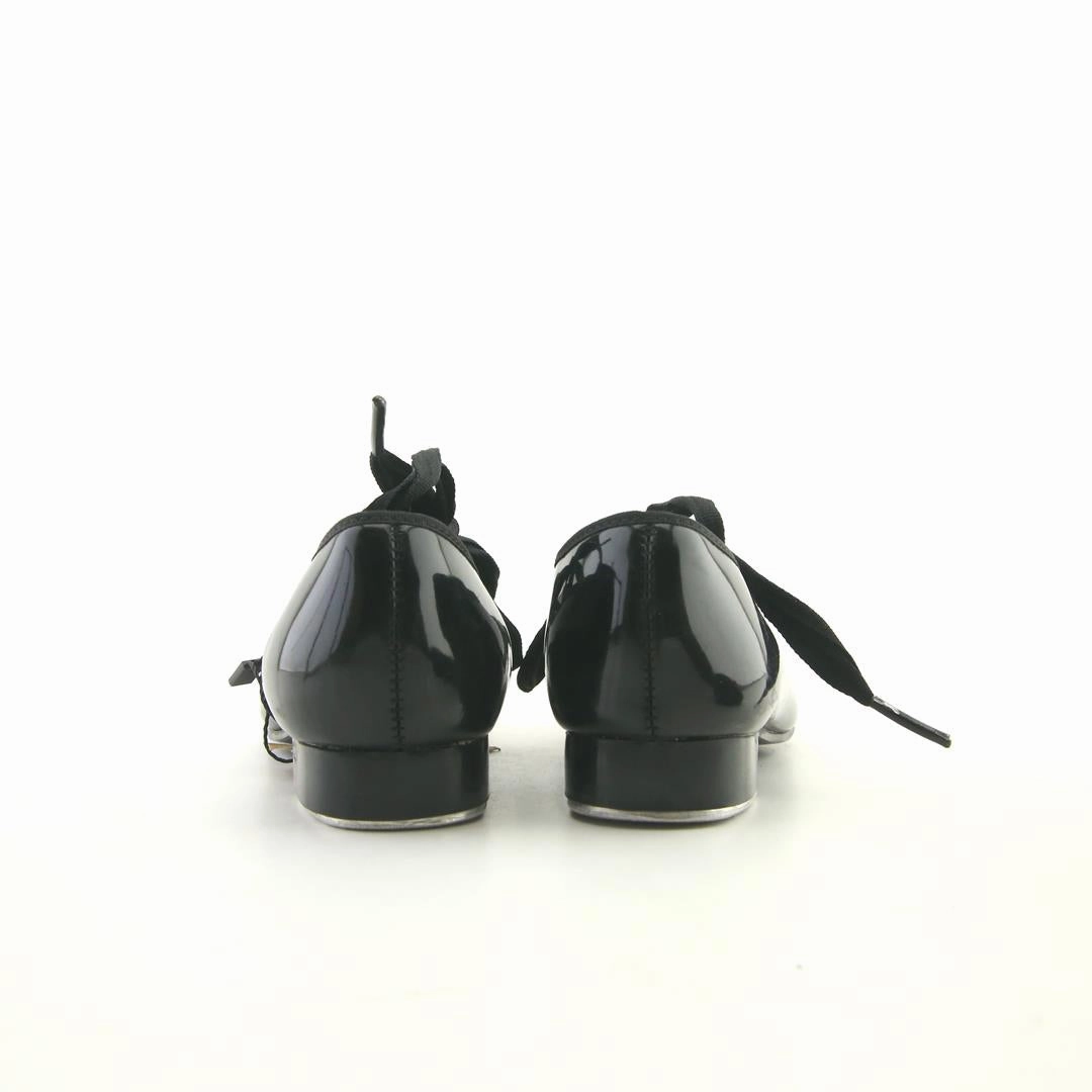 AMERICAN BRAND . stylish walking shoe photos