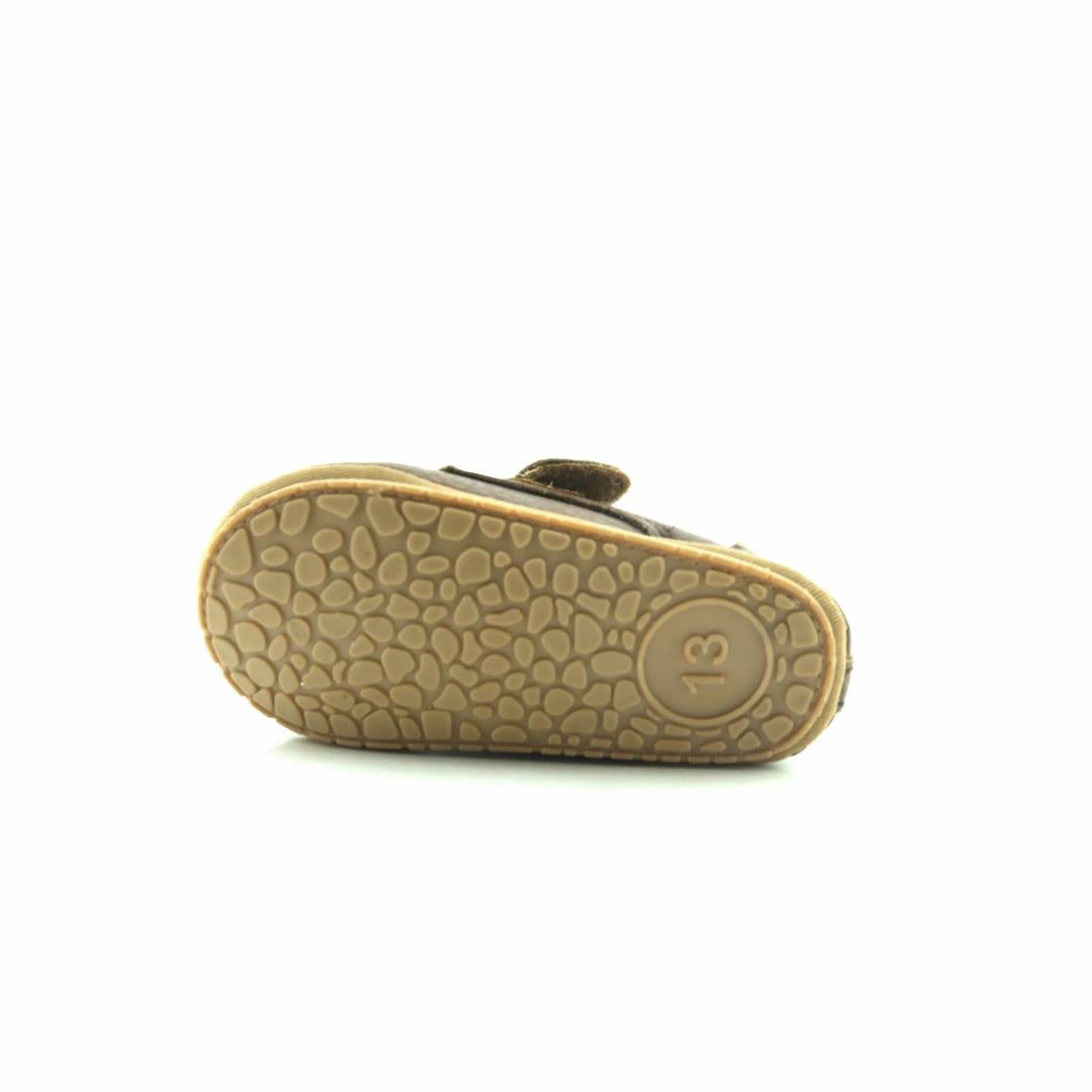 AMERICAN BRAND . stylish walking shoe photos