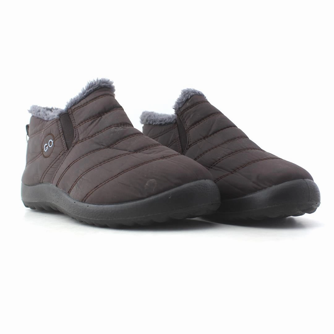AMERICAN BRAND . stylish walking shoe photos