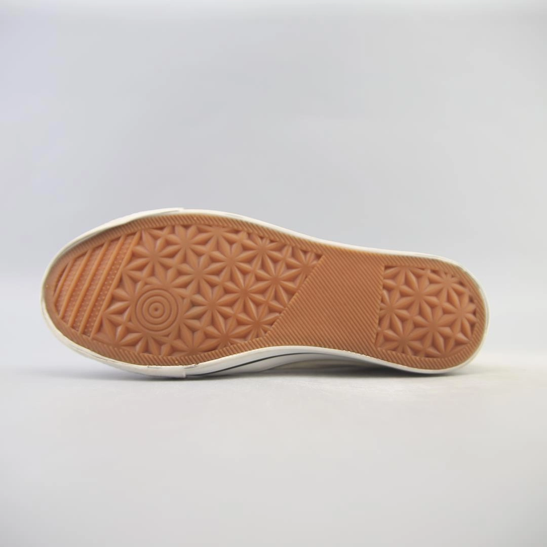 AMERICAN BRAND . stylish walking shoe photos