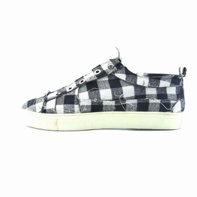AMERICAN BRAND . American everyday footwear