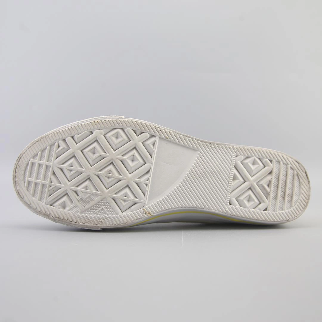 AMERICAN BRAND . stylish walking shoe photos